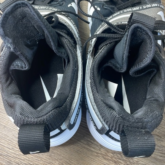 Nike Women’s React HyperSet Indoor Court Shoes, Volleyball, size 11.5 - Picture 9 of 11